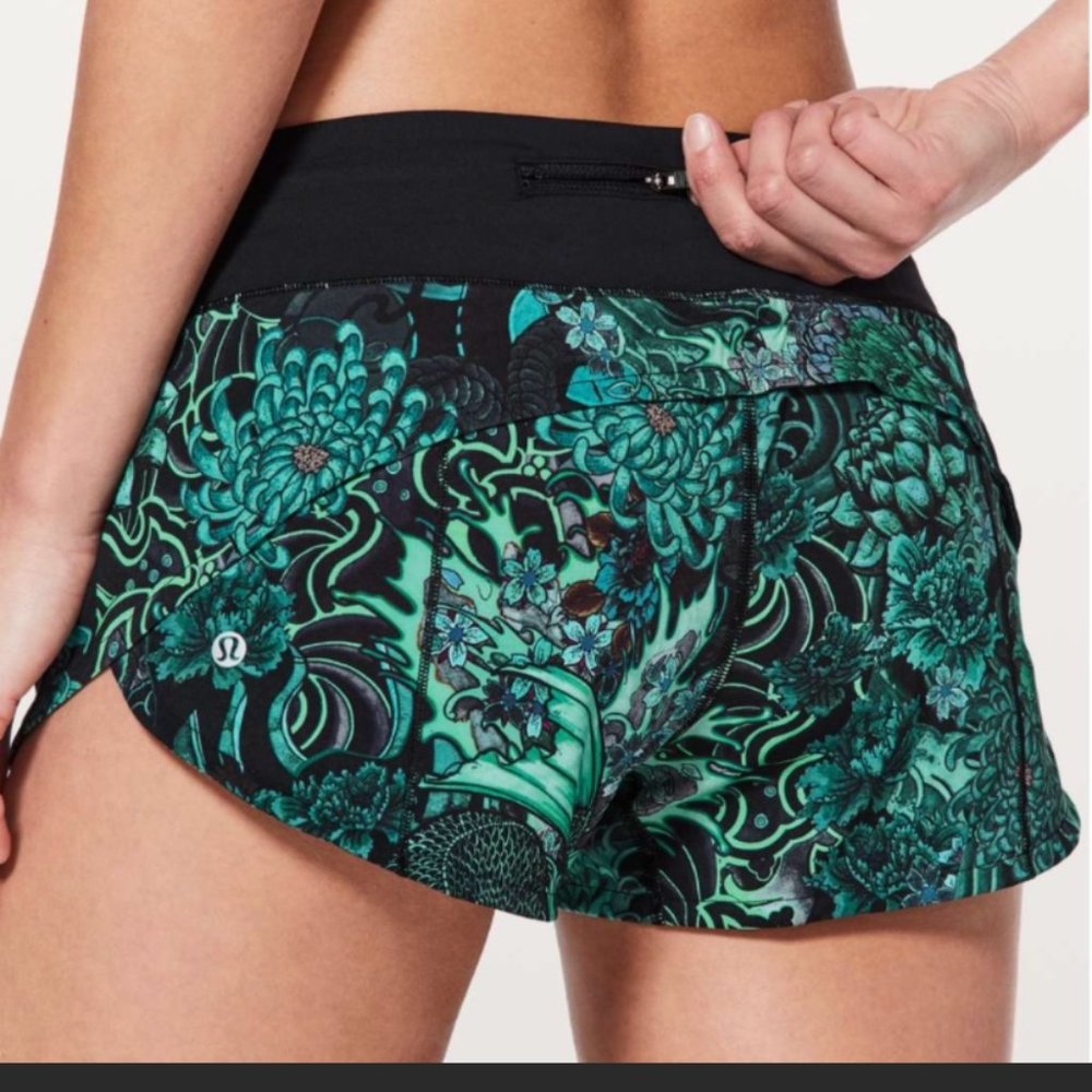 Lululemon Speed Up Short Memoir Green Black Dragon Floral